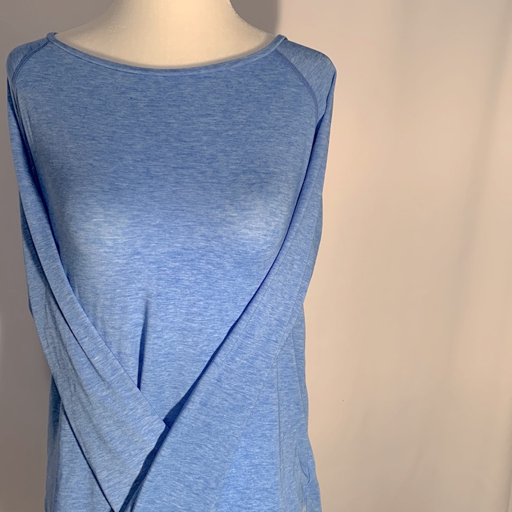 GAP Size M - Picture 2 of 7